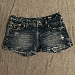 Miss Me shorts size 28